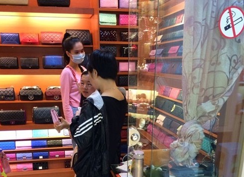 Khi 'nữ hoàng nội y' 'xù lông' phản pháo dư luận - ảnh 11