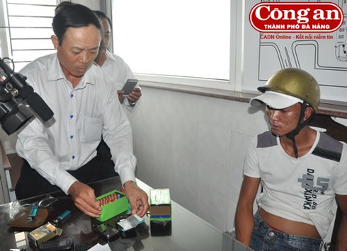 Bí ẩn “hộp quà” trên xe khách - ảnh 1