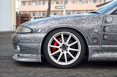 Ngỡ ngàng vẻ đẹp độc đáo từ những vết trầy xước của chiếc xe Nissan - ảnh 7