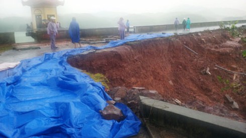 Nhìn lại hình ảnh thị trấn Đầm Hà (Quảng Ninh) chìm trong biển nước - ảnh 8