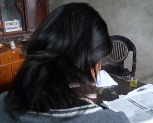 Cảnh giác với trò cắt trộm tóc - ảnh 1