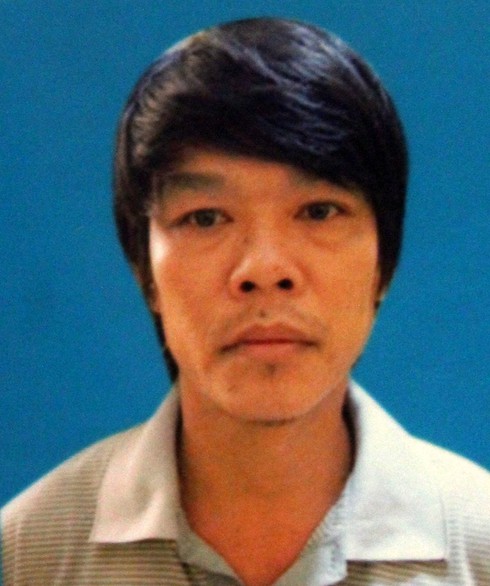 Đâm vợ chồng hàng xóm vì