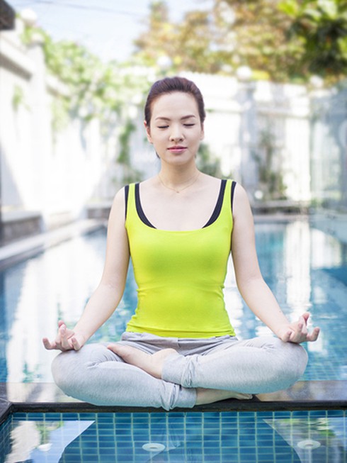 4 bà mẹ giới show biz nổi tiếng lại dáng sau sinh ấn tượng năm 2014 - ảnh 8