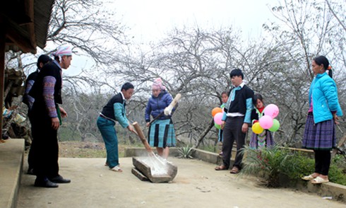 Vui như Tết ở bản Mông Hang Kia, Pà Cò - ảnh 2