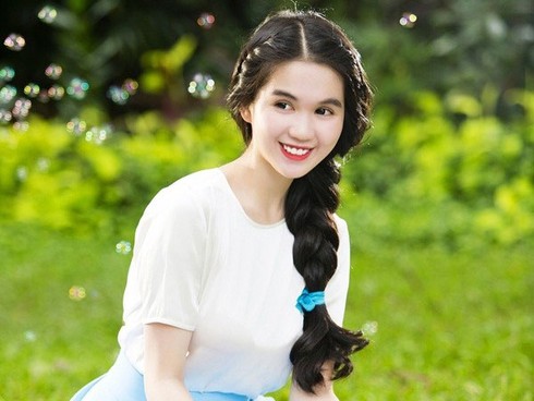 Đời Ngọc Trinh lên phim - ảnh 1