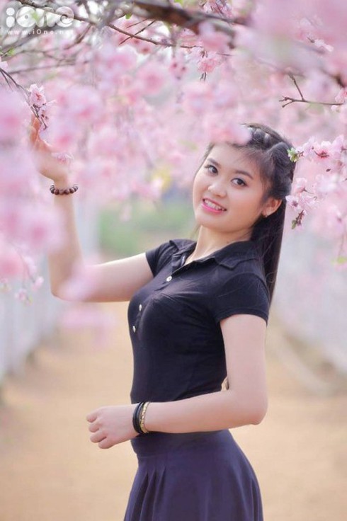 Nữ sinh tài sắc ĐH Luật rạng rỡ đón xuân - ảnh 3