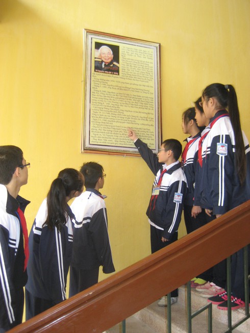 Những “Bức tường dạy sử” - ảnh 2