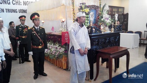 9h30,16/2 (28 tháng Chạp, Giáp Ngọ): Lễ truy điệu đồng chí Nguyễn Bá Thanh - ảnh 12