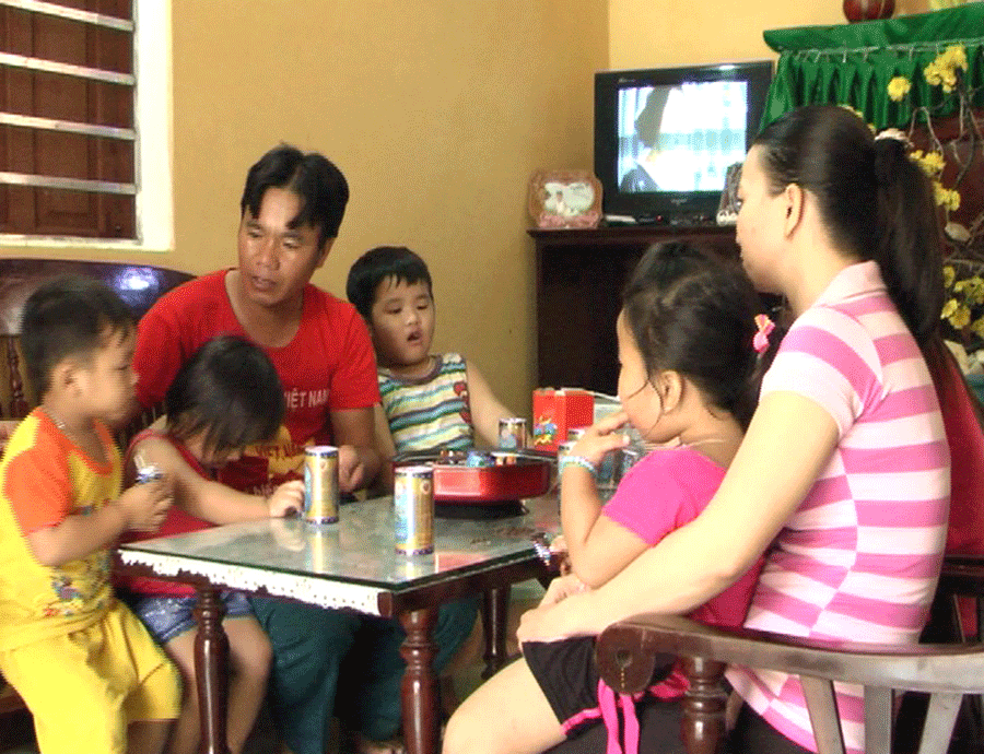 Những tổ ấm nơi đầu sóng ngọn gió - ảnh 1