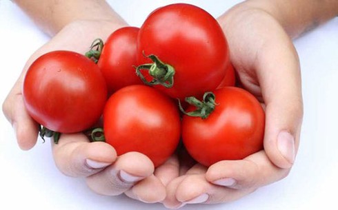 Những loại rau, quả không nên bỏ tủ lạnh - ảnh 1
