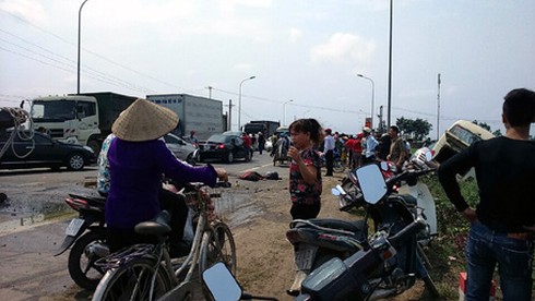 Hà Nội: Hai xe khách tông nhau, 5 người tử vong - ảnh 5