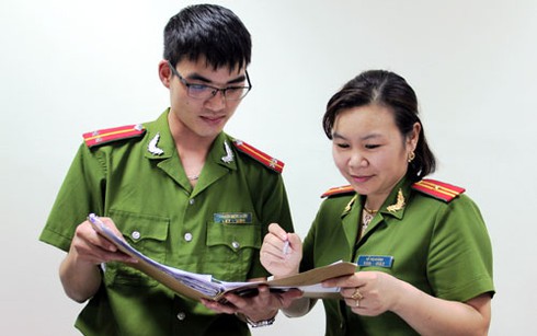 Những