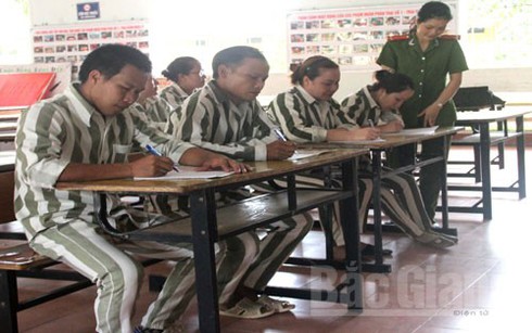 Lớp học đặc biệt trong Trại giam Ngọc Lý - ảnh 1