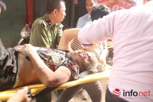 Tin mới nhất vụ sập nhà cổ Trần Hưng Đạo: 1 người chết, nhiều người bị thương - ảnh 1
