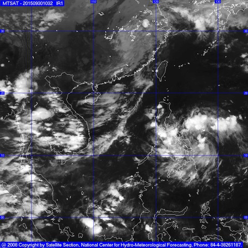 Áp thấp nhiệt đới gần Biển Đông đang mạnh lên, không khí lạnh sắp về miền Bắc - ảnh 1