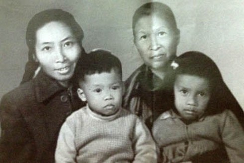 Câu chuyện đặc biệt về mẹ và con gái đều là đại biểu Quốc hội - ảnh 1