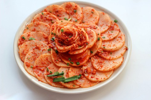 Cách làm kim chi củ cải Hàn Quốc cay giòn ngon - ảnh 1