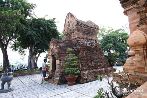 Tháp bà Ponagar - điểm du lịch không thể bỏ qua của Khánh Hòa - ảnh 7