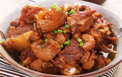 Hấp dẫn món Vịt om bia - ảnh 1