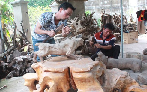 Thợ “đẽo vàng” - ảnh 1