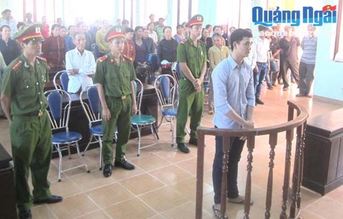 Trộm đồ tặng... người yêu - ảnh 1