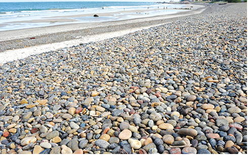 Đi tìm nguồn gốc bãi đá bảy màu -