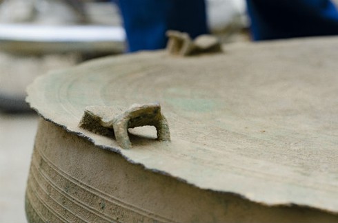 Điện Biên: Đi làm nương sắn, phát hiện trống cổ gần khe suối - ảnh 2