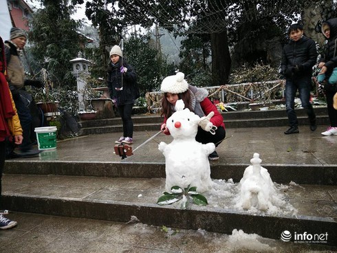 Tuyết đã rơi ngập tràn Sapa - ảnh 11