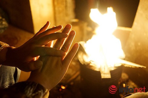 Mưa rét bao trùm Bắc bộ, Hà Nội vẫn dưới 10 độ C - ảnh 1