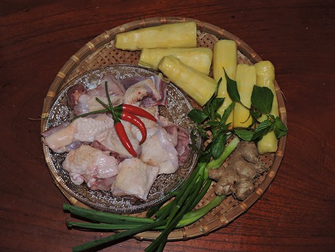 Vịt um măng - ảnh 1