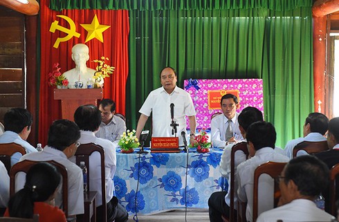 Thủ tướng Chính phủ Nguyễn Xuân Phúc thăm bà con dân tộc Đắk Lắk - ảnh 1