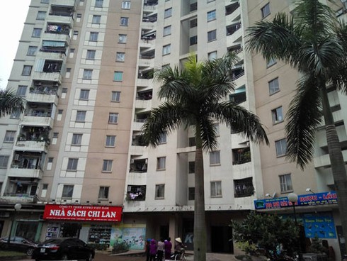 Hà Nội: Rơi từ tầng 11 chung cư, cháu bé 8 tuổi tử vong - ảnh 1