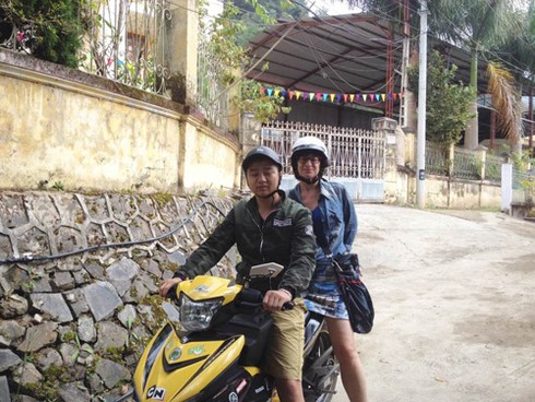 Khách Tây bị lạc ở Hà Giang và lòng tốt của hai bạn trẻ - ảnh 3