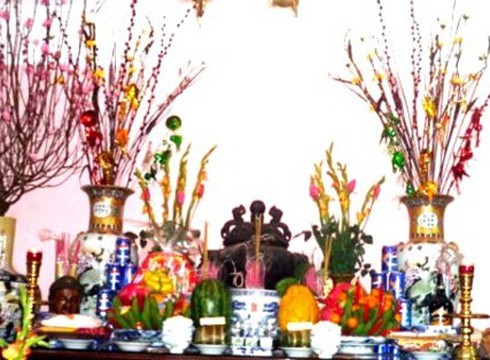 Bài văn khấn Nôm cúng Rằm tháng Giêng (Tết Nguyên Tiêu) tại nhà và trên chùa - ảnh 1