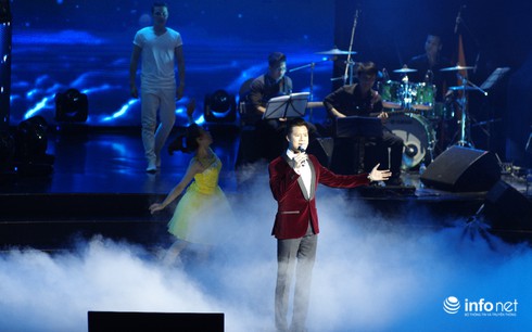 Khoảnh khắc vô giá 2017: Đẹp...như những đóa hoa - ảnh 3