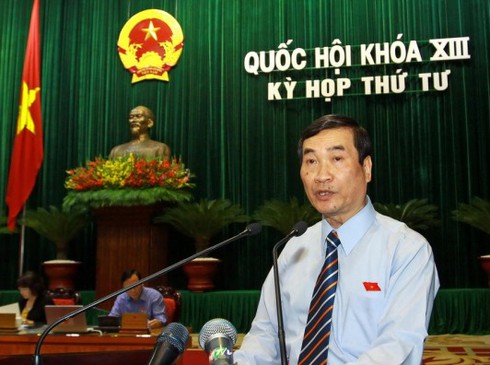 Không được liên kết xuất bản sách về chủ quyền quốc gia - ảnh 1