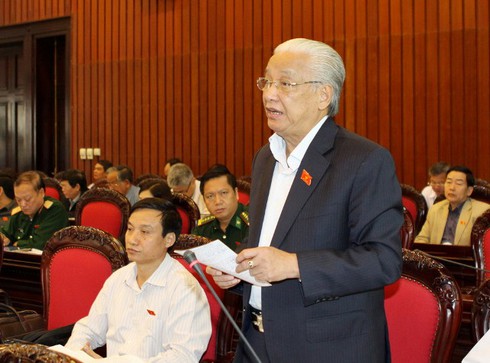 Biên chế phình to, quỹ lương tăng lên gây lãng phí - ảnh 1