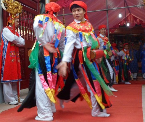 Gặp “con đĩ đánh Bồng” cuối cùng của làng Triều Khúc - ảnh 2