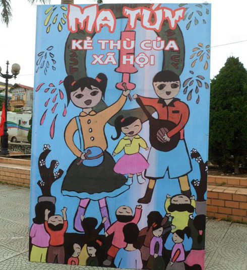 Điện Biên tràn ngập cờ hoa, băng rôn về phòng chống ma túy - ảnh 9