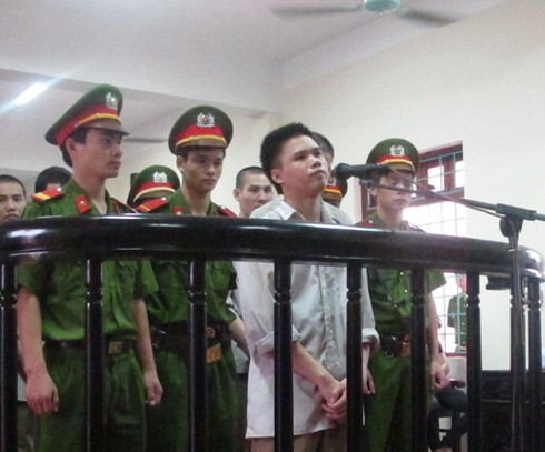 Cận cảnh 8 bị cáo vụ “quan tài diễu phố” tại phiên xử sơ thẩm - ảnh 3