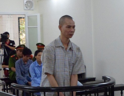 Ngoại tình mất tiền, mang xăng đến đốt nhà giết người - ảnh 1