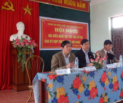 Bộ trưởng Nguyễn Bắc Son tiếp xúc cử tri sau kỳ họp thứ 6 - ảnh 1