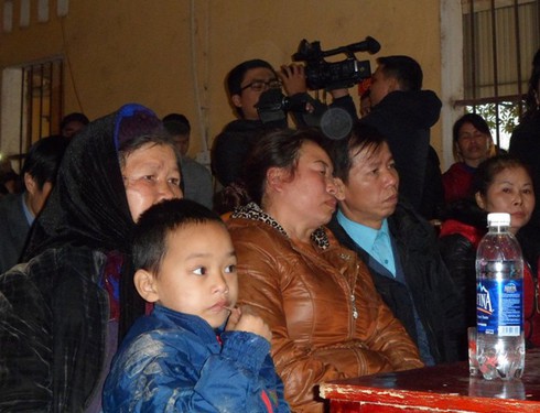 Bộ Công an trao quyết định minh oan cho ông Chấn - ảnh 3