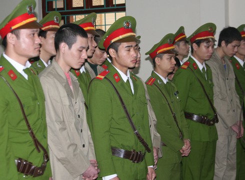 Đang xét xử phúc thẩm vụ “quan tài diễu phố” - ảnh 1