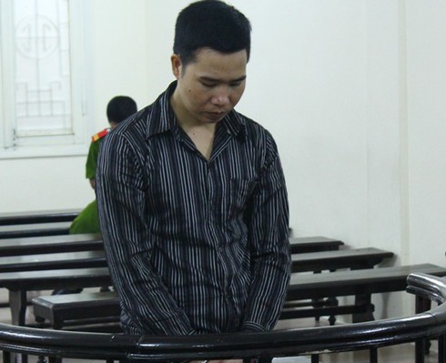 Giả danh phóng viên đi lừa đảo lĩnh án 13 năm tù - ảnh 1