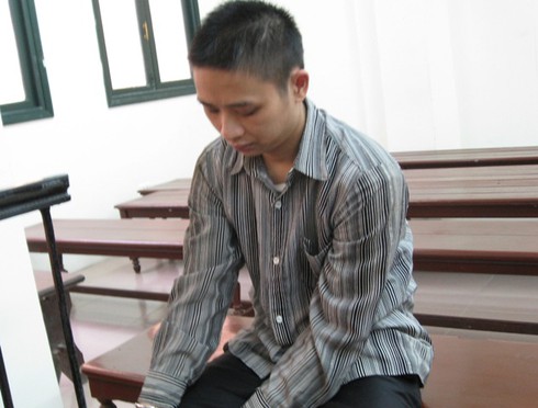 Dọa tung clip