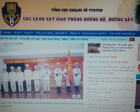 “Nhiều vấn đề “nóng” được tháo gỡ qua trang web của Cục CSGT” - ảnh 1