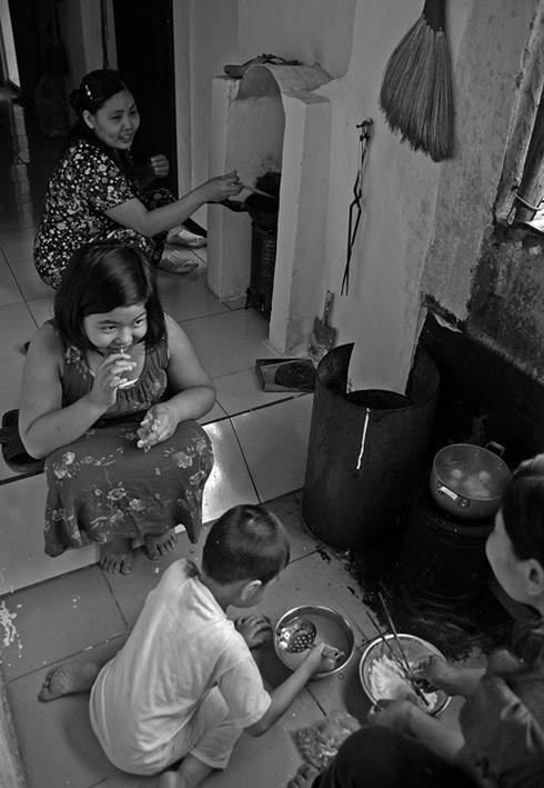 Sống trong chung cư đặc biệt 1,5 mét giữa Hà Nội - ảnh 7