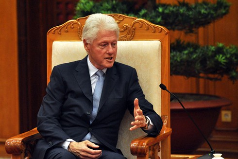 Một ngày làm việc của cựu Tổng thống Mỹ Bill Clinton tại Việt Nam - ảnh 4