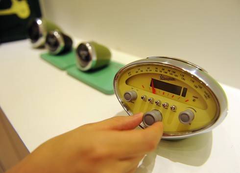 Không gian đồ chơi 'độc' cho dân mê xe Vespa Hà Nội - ảnh 4